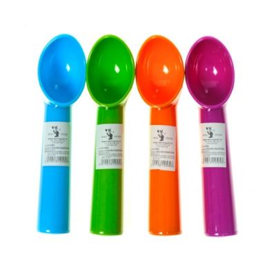 Lingura Plastic Inghetata  18x4.5cm A12580