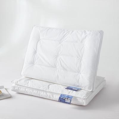 Pucioasa Perna Bumbac casetata 100% cu Umplutura Puf Gasca 50x70cm FLUFFLARIUM ROYAL
